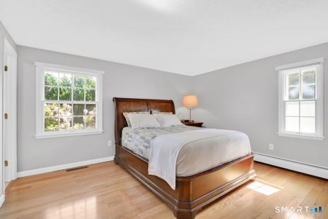 24 Brookview Drive Glastonbury CT 06033
