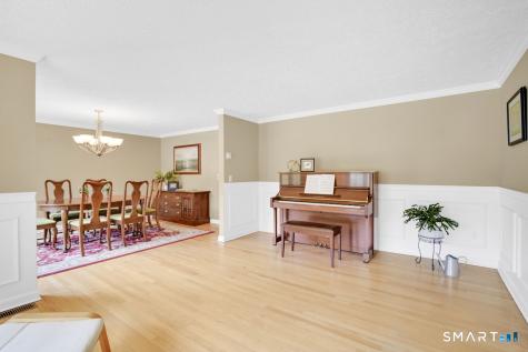 24 Brookview Drive Glastonbury CT 06033