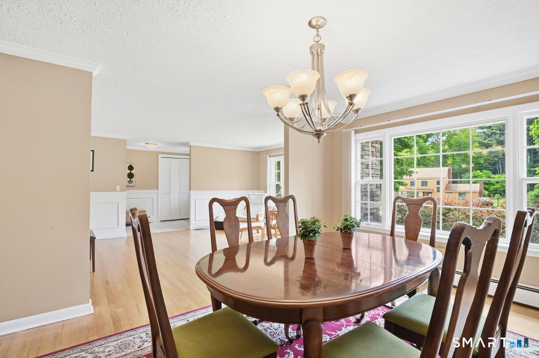 24 Brookview Drive Glastonbury CT 06033