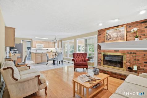 24 Brookview Drive Glastonbury CT 06033