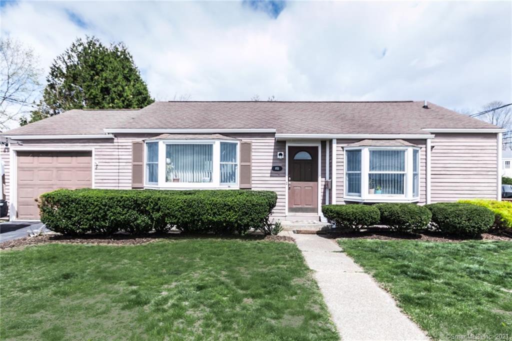 851 Pequot Avenue New London CT 06320