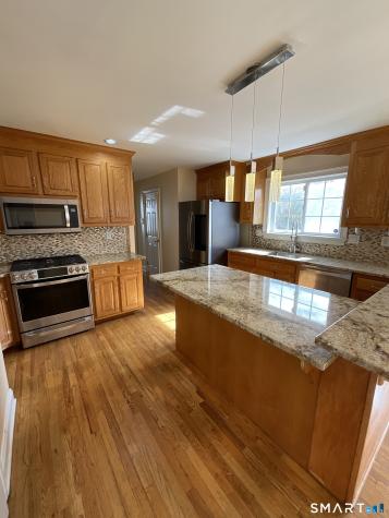 17 General Wooster Road Derby CT 06418