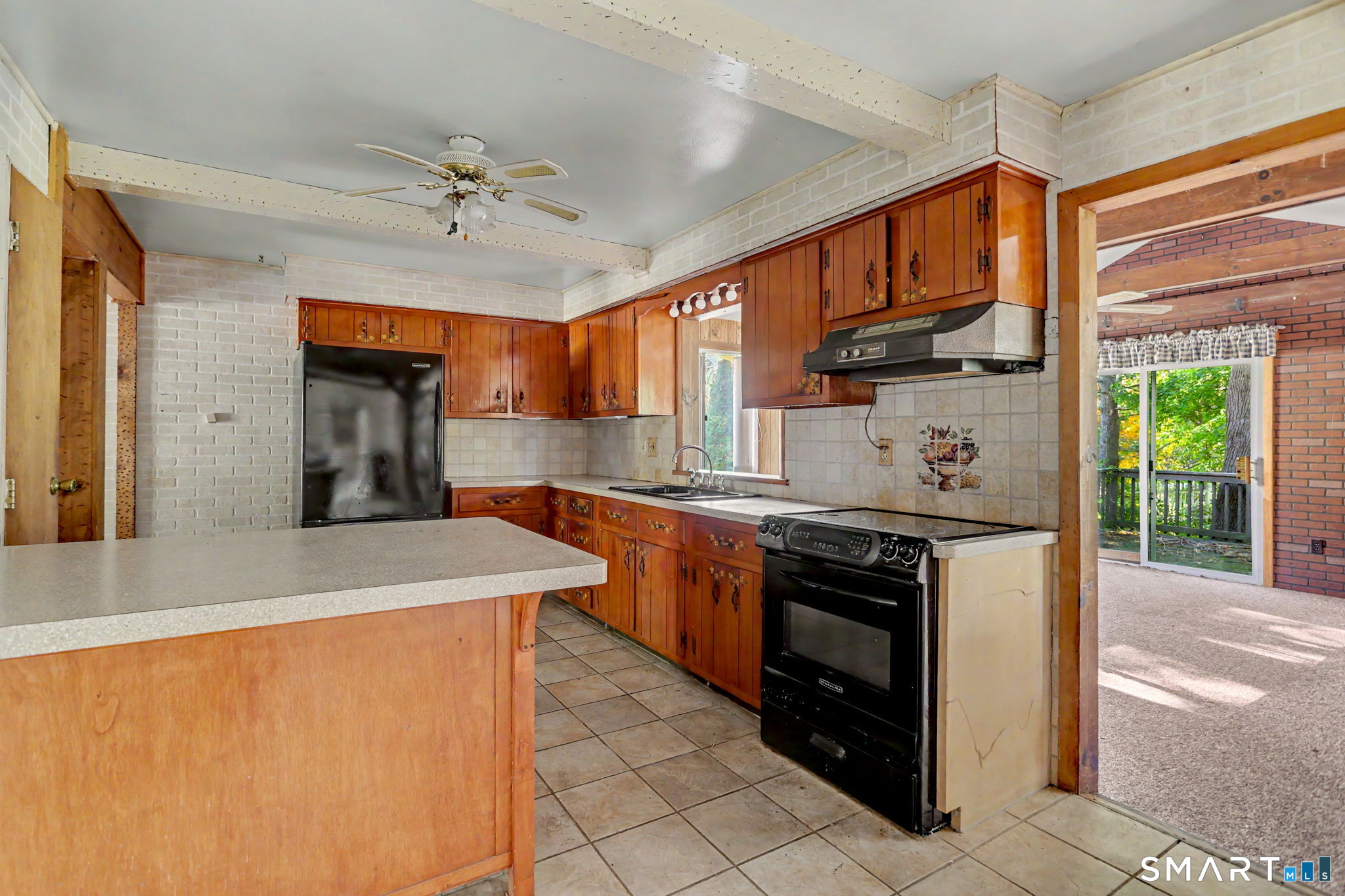 1746 Huntington Road Stratford CT 06614