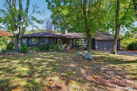 1746 Huntington Road Stratford CT 06614