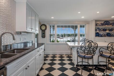 20 Grove Avenue Groton CT 06355