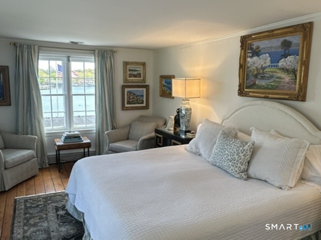 20 Grove Avenue Groton CT 06355