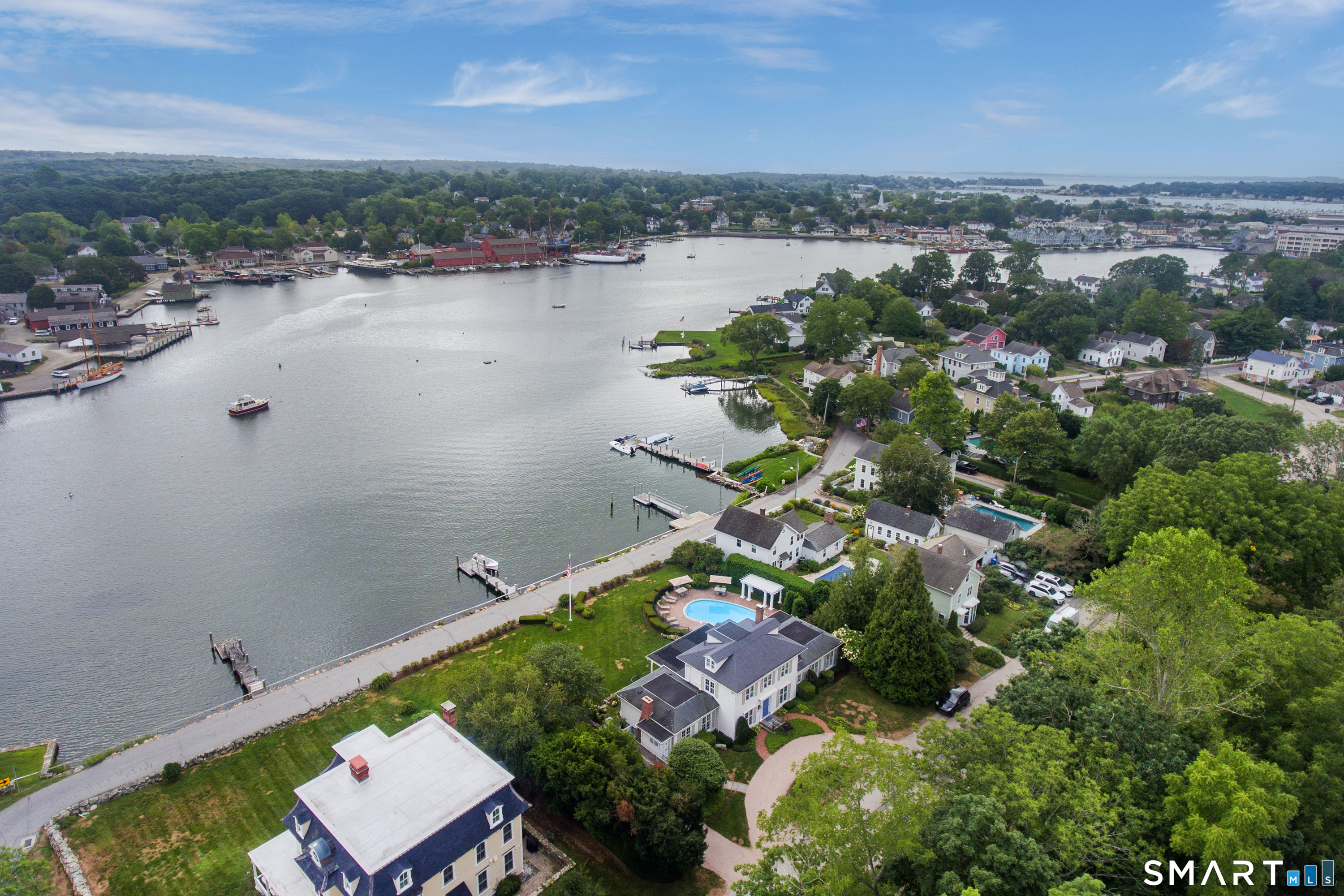 20 Grove Avenue Groton CT 06355