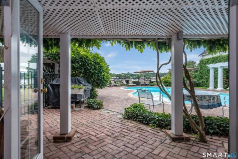 20 Grove Avenue Groton CT 06355