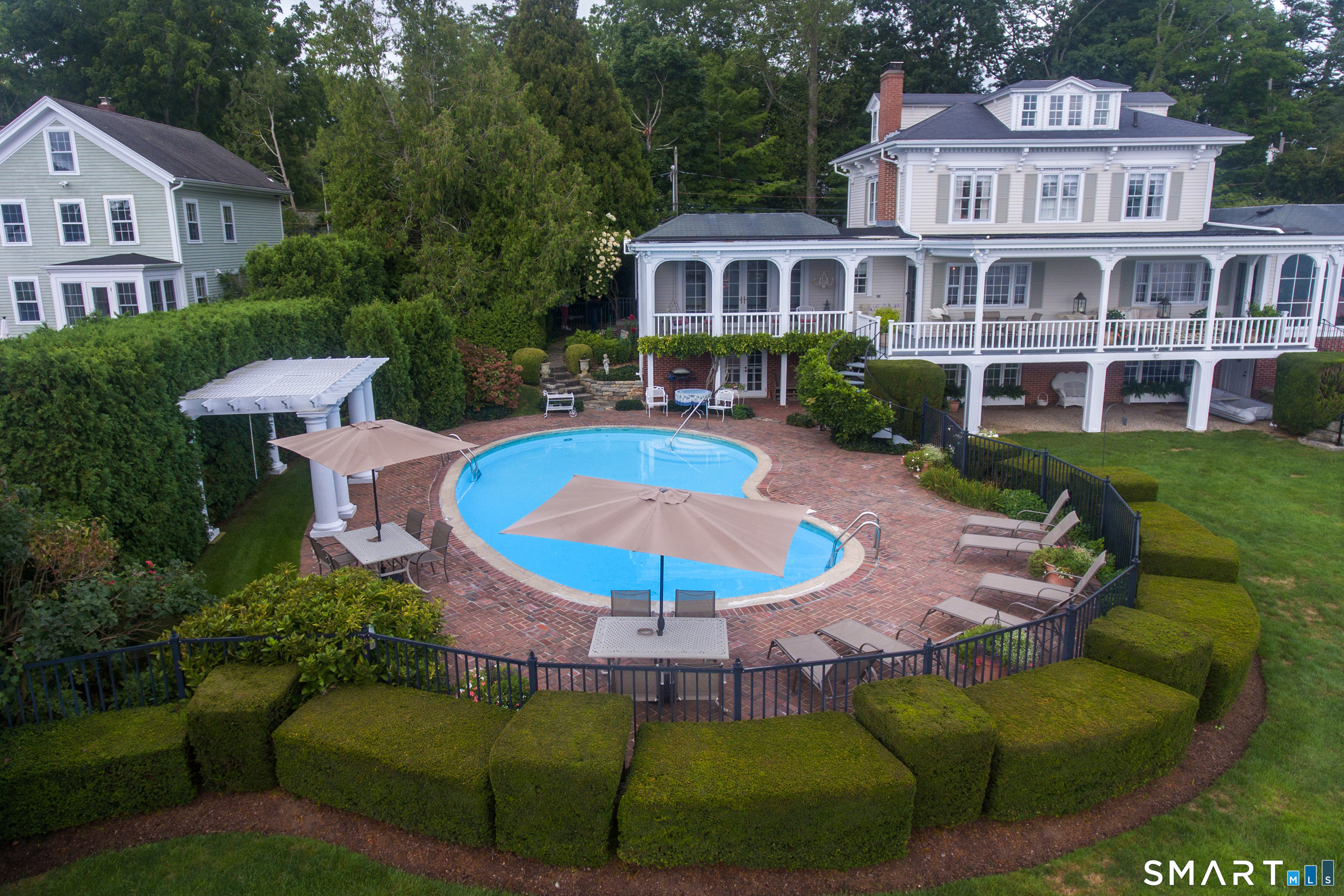20 Grove Avenue Groton CT 06355