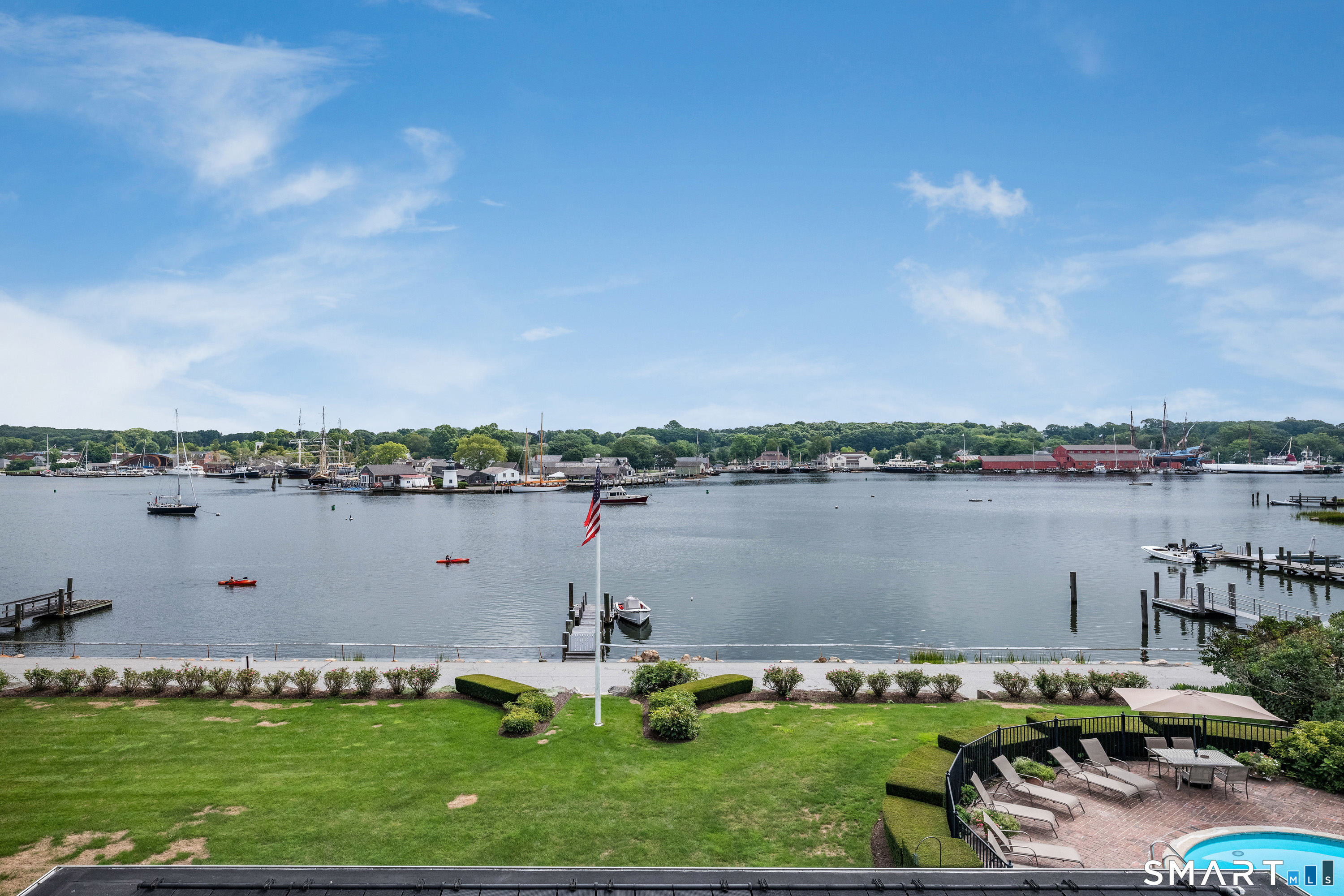 20 Grove Avenue Groton CT 06355