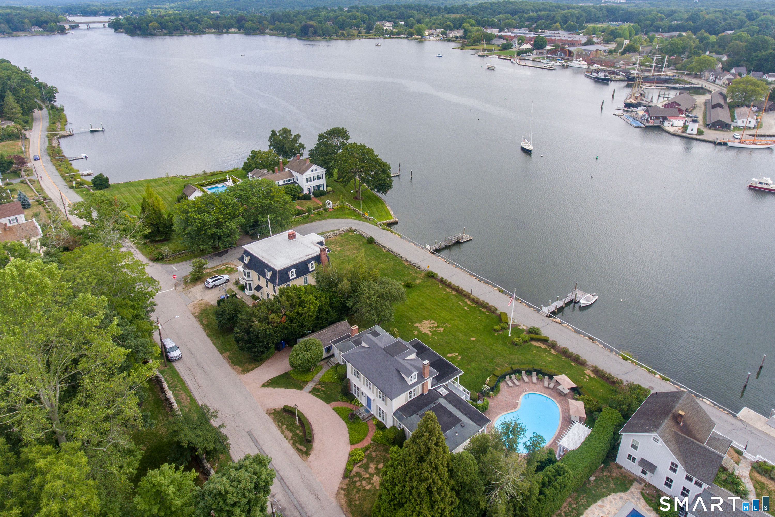 20 Grove Avenue Groton CT 06355
