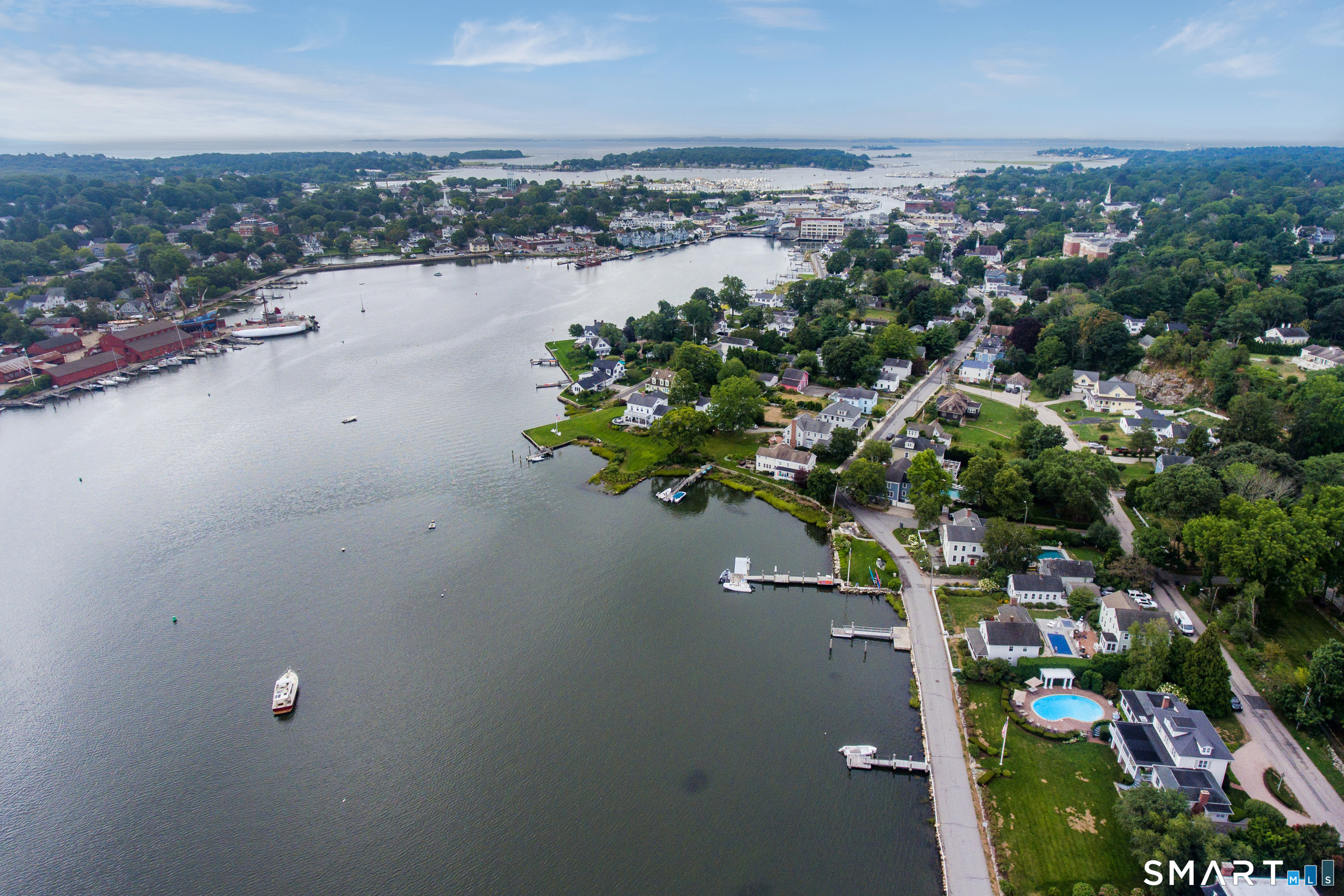 20 Grove Avenue Groton CT 06355
