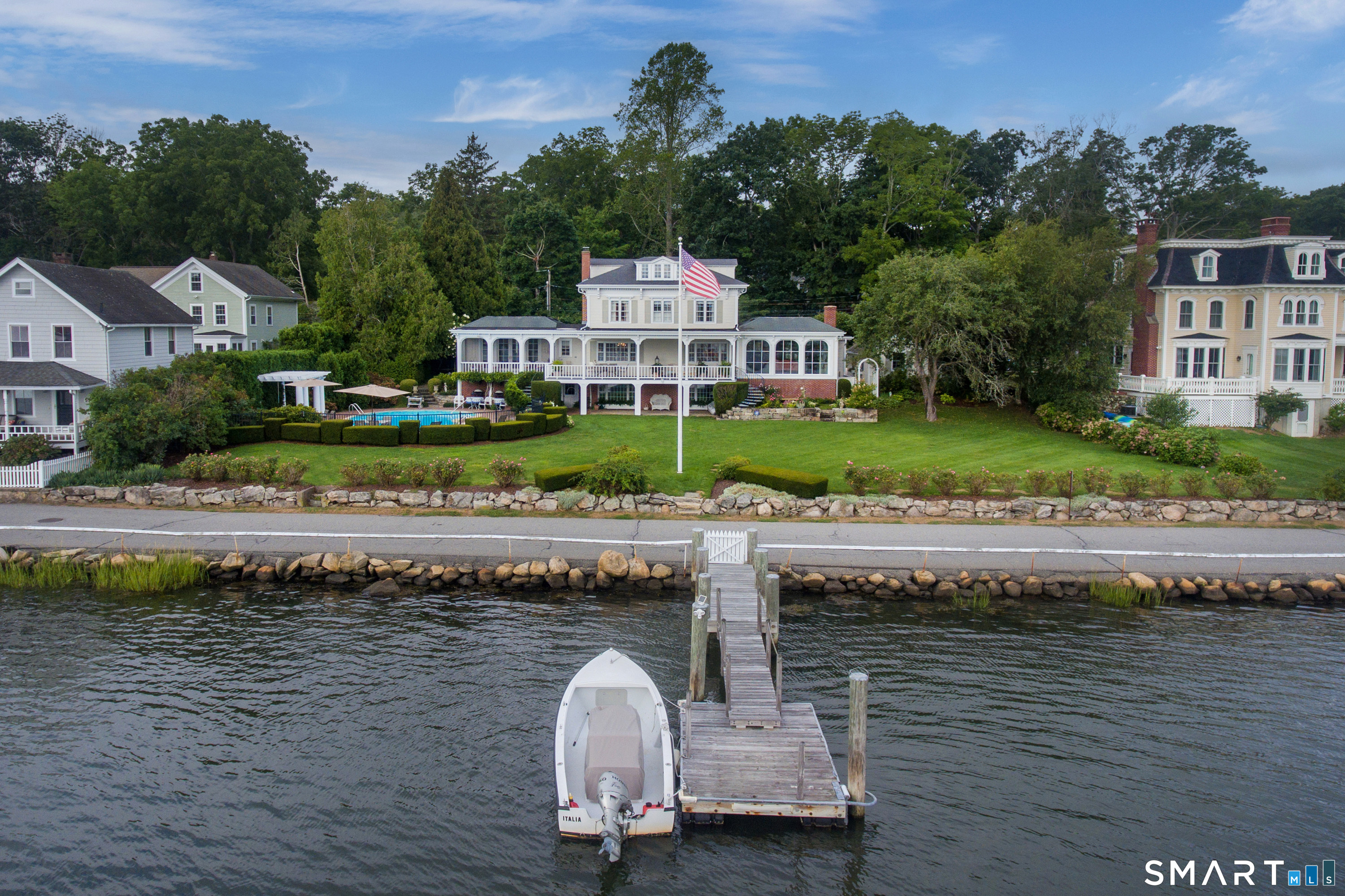 20 Grove Avenue Groton CT 06355