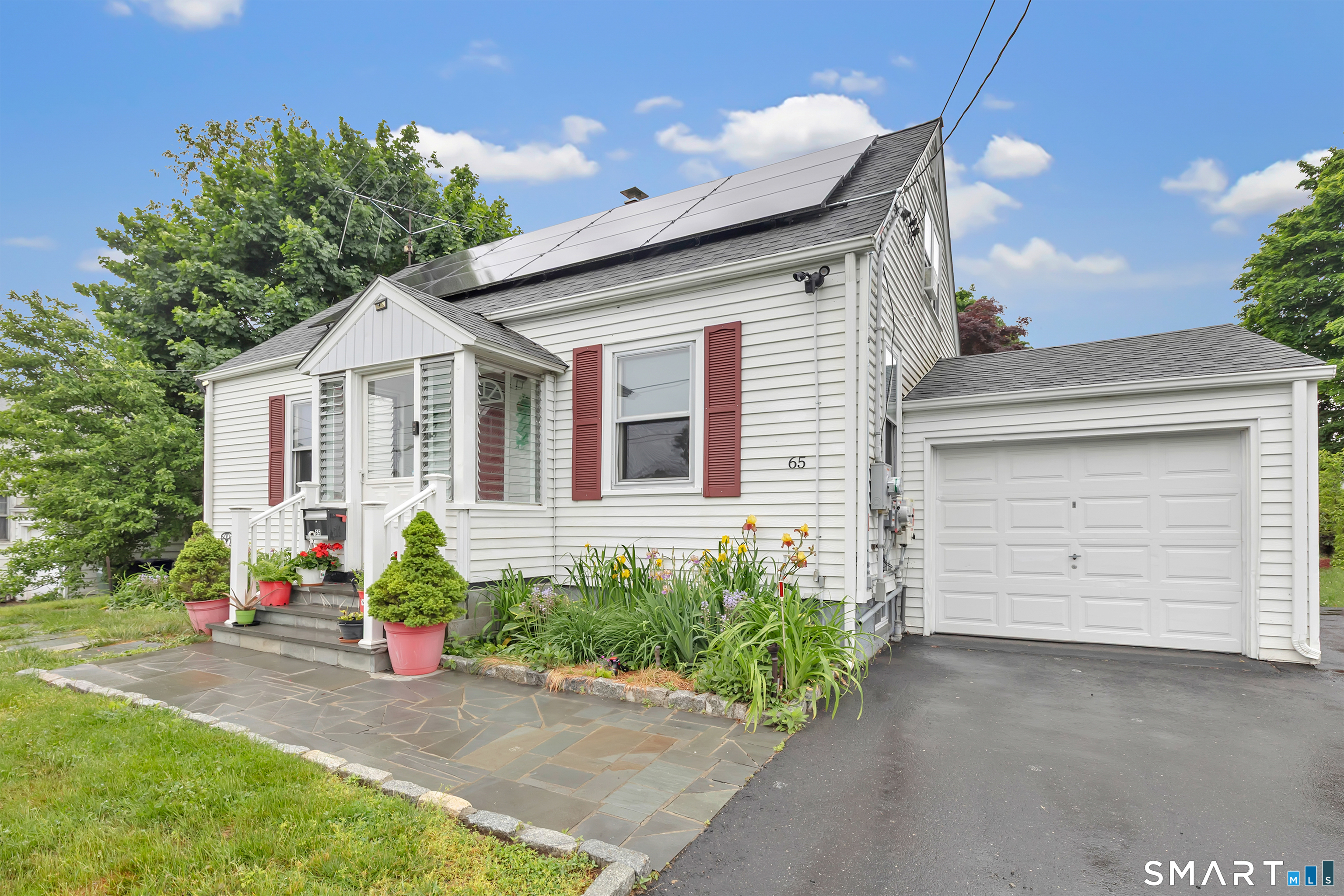 65 Westmere Street Bridgeport CT 06606