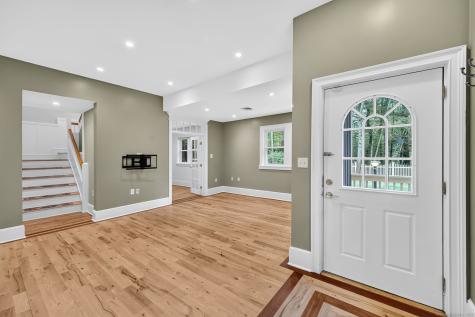 1 Alcima Drive Simsbury CT 06070