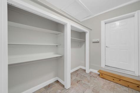 1 Alcima Drive Simsbury CT 06070