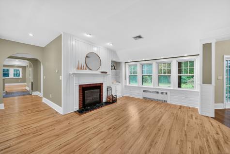 1 Alcima Drive Simsbury CT 06070