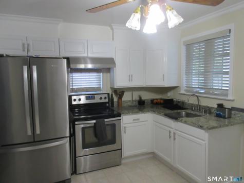 43 Breyer Avenue Bridgeport CT 06606