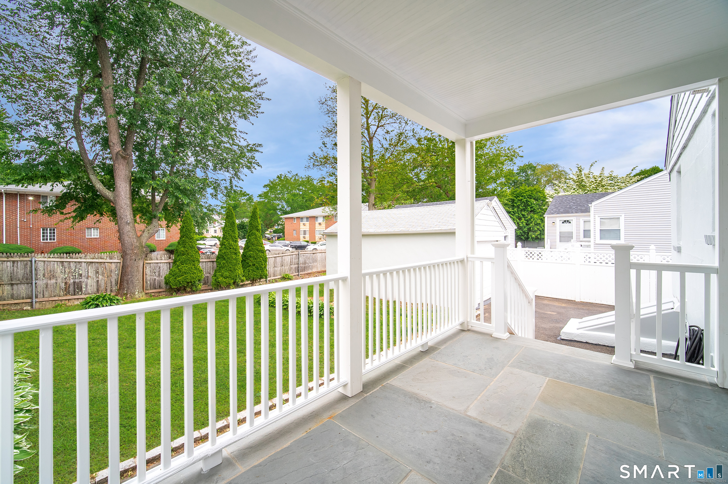43 Breyer Avenue Bridgeport CT 06606