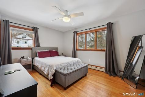 10 Hislop Street New London CT 06320