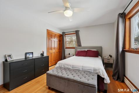 10 Hislop Street New London CT 06320