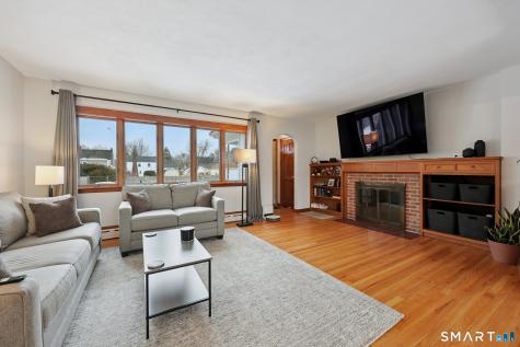 10 Hislop Street New London CT 06320