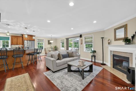 5 Edwards Way Bloomfield CT 06002