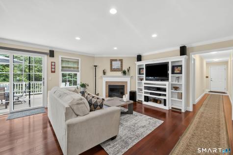 5 Edwards Way Bloomfield CT 06002