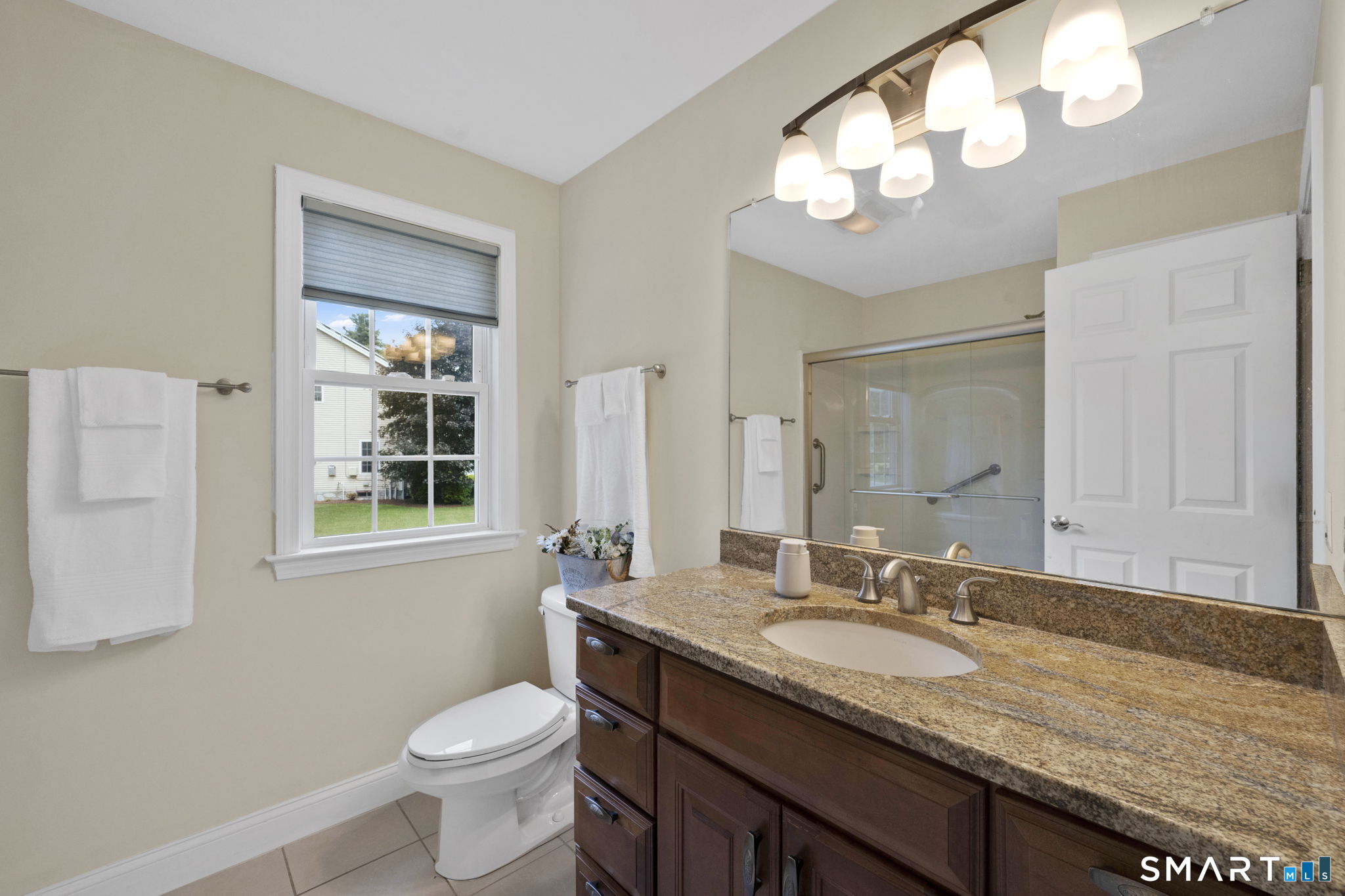 5 Edwards Way Bloomfield CT 06002