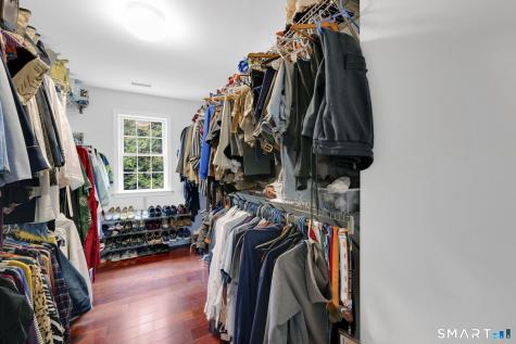 5 Edwards Way Bloomfield CT 06002