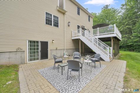 5 Edwards Way Bloomfield CT 06002