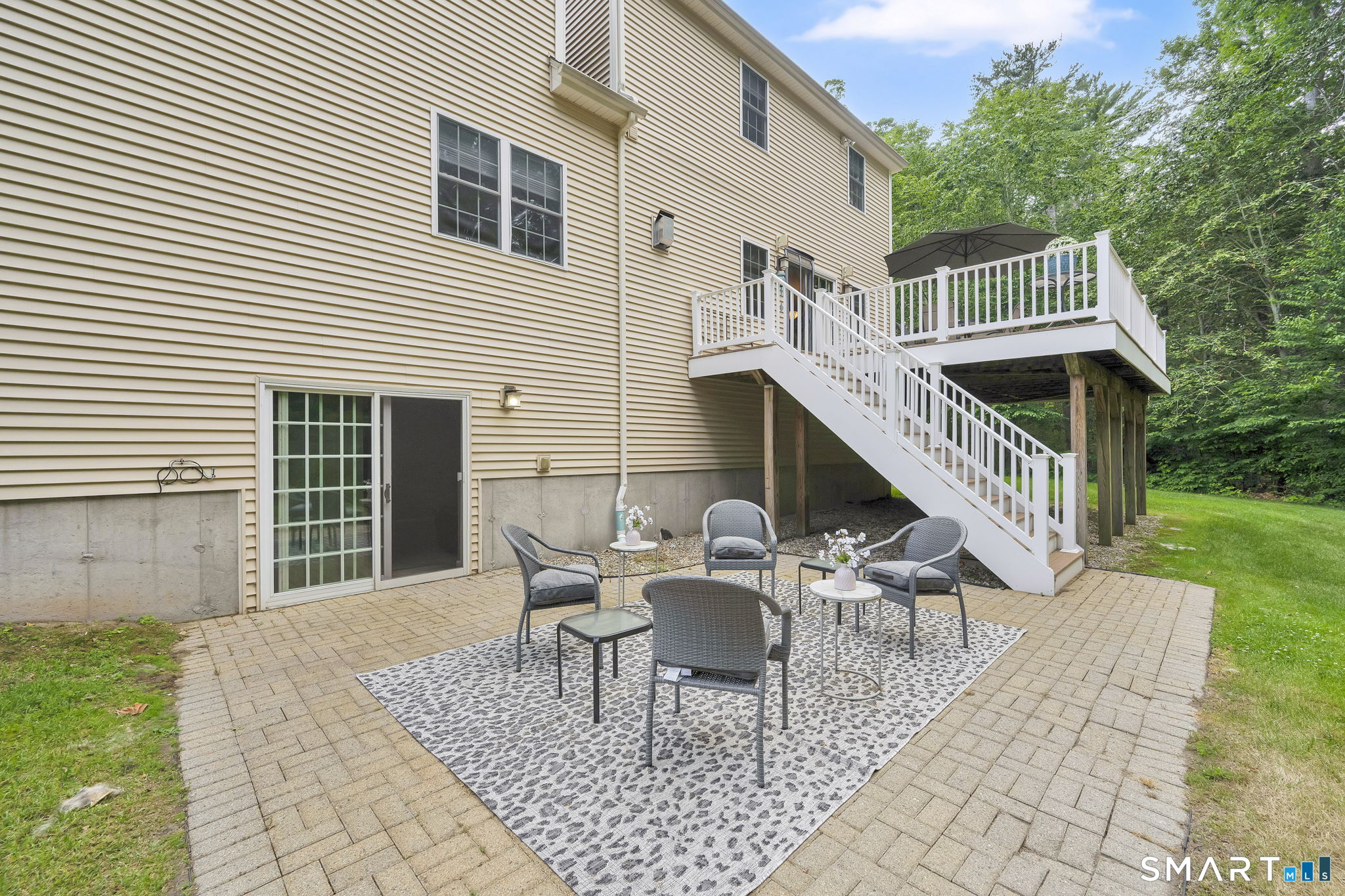 5 Edwards Way Bloomfield CT 06002