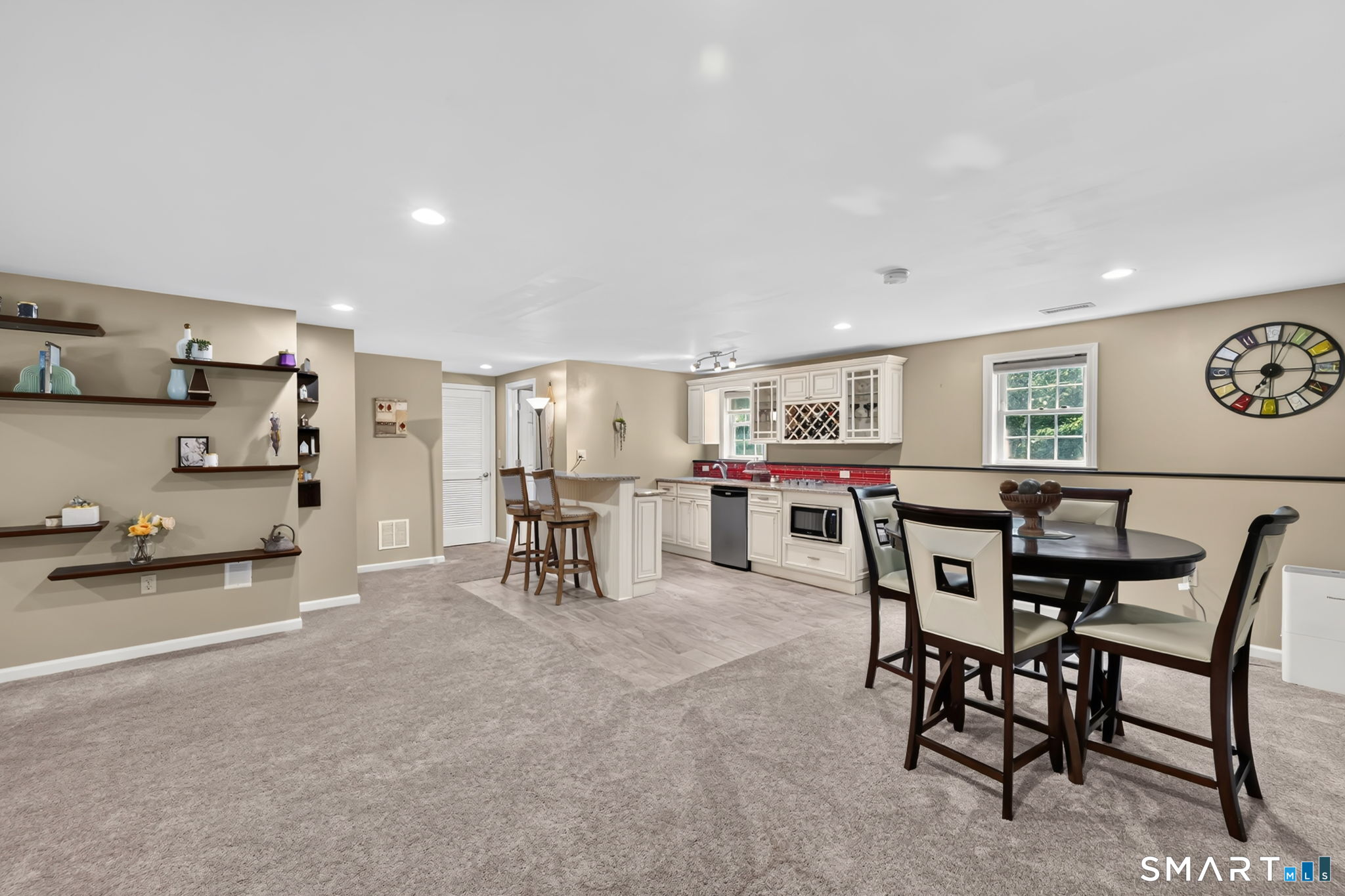 5 Edwards Way Bloomfield CT 06002