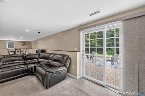 5 Edwards Way Bloomfield CT 06002