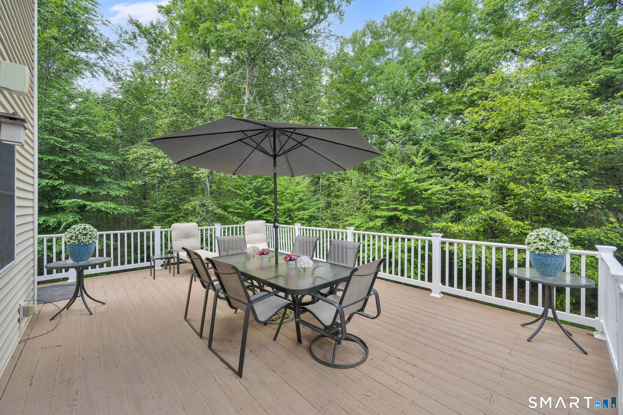 5 Edwards Way Bloomfield CT 06002