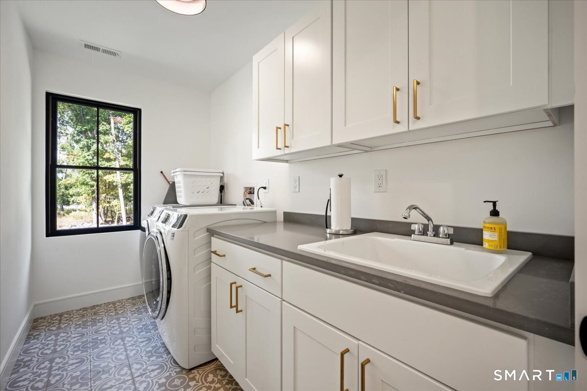 38 Hickory Lane Ridgefield CT 06877