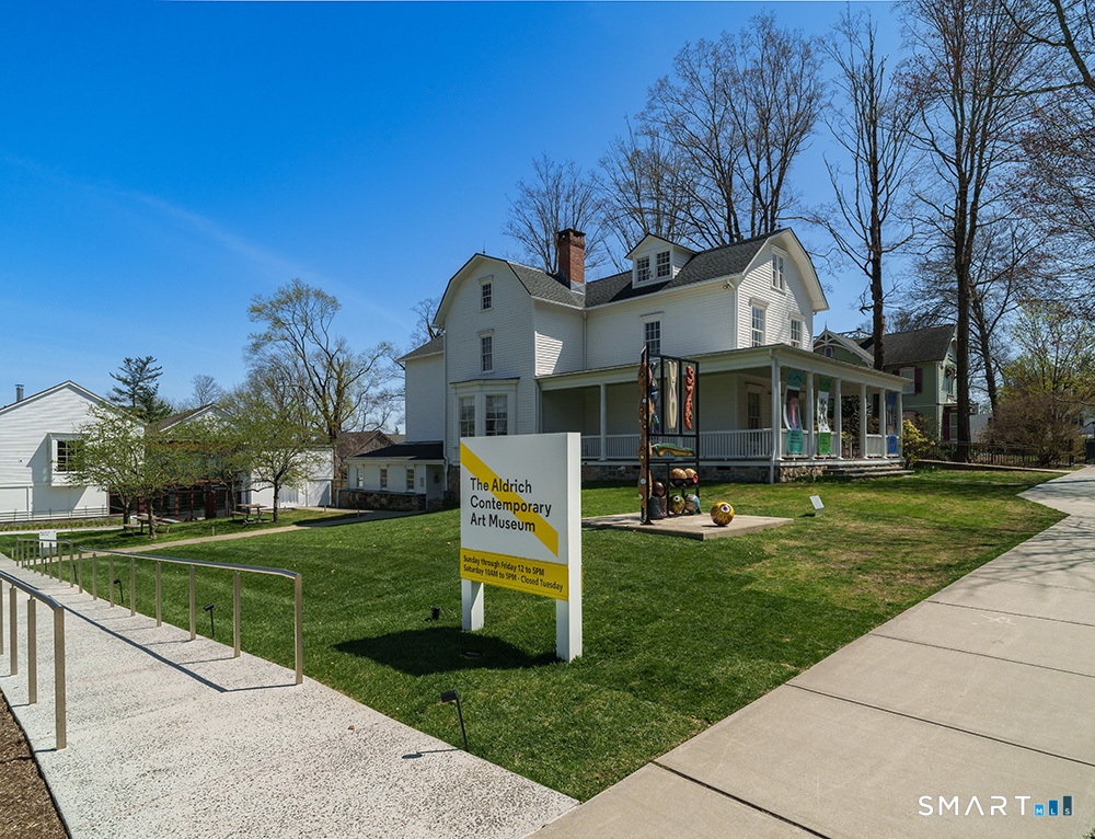 38 Hickory Lane Ridgefield CT 06877