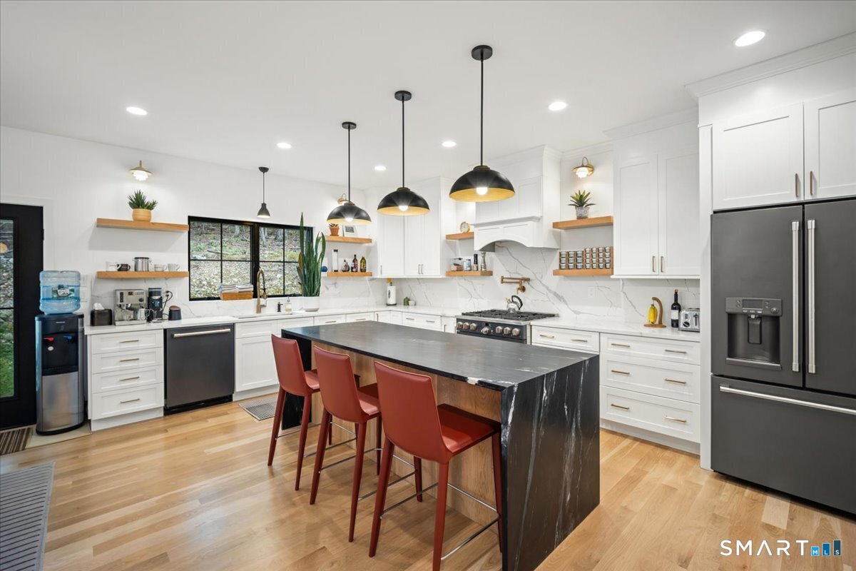38 Hickory Lane Ridgefield CT 06877