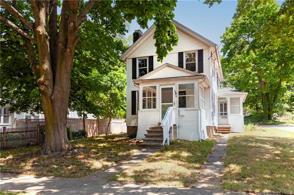 39 Church Street Guilford CT 06437