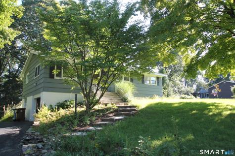 19 Hickory Lane Shelton CT 06484