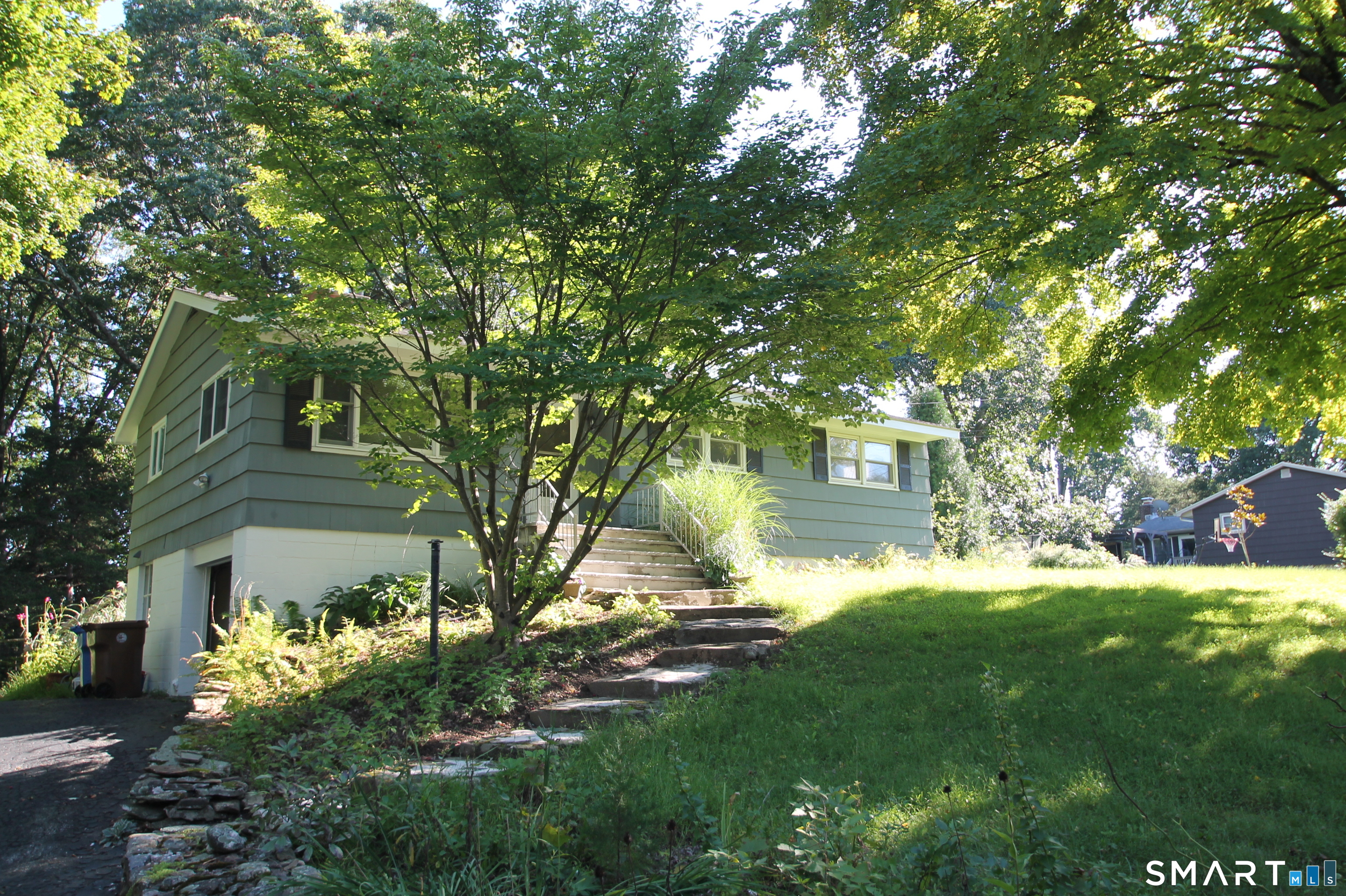 19 Hickory Lane Shelton CT 06484