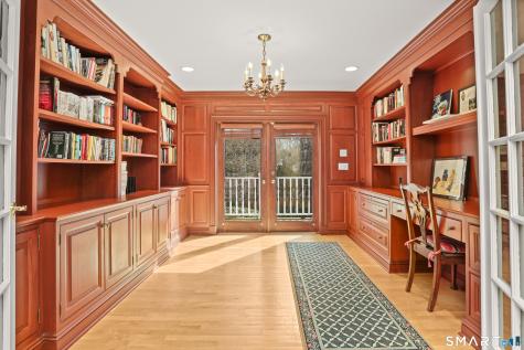 41 Lake Wind Road New Canaan CT 06840