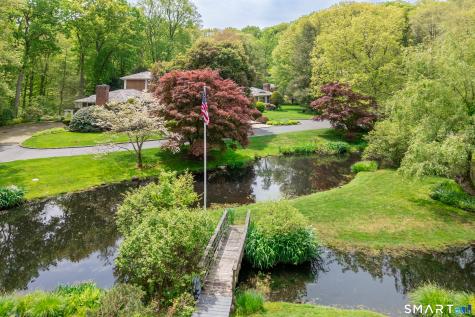 41 Lake Wind Road New Canaan CT 06840