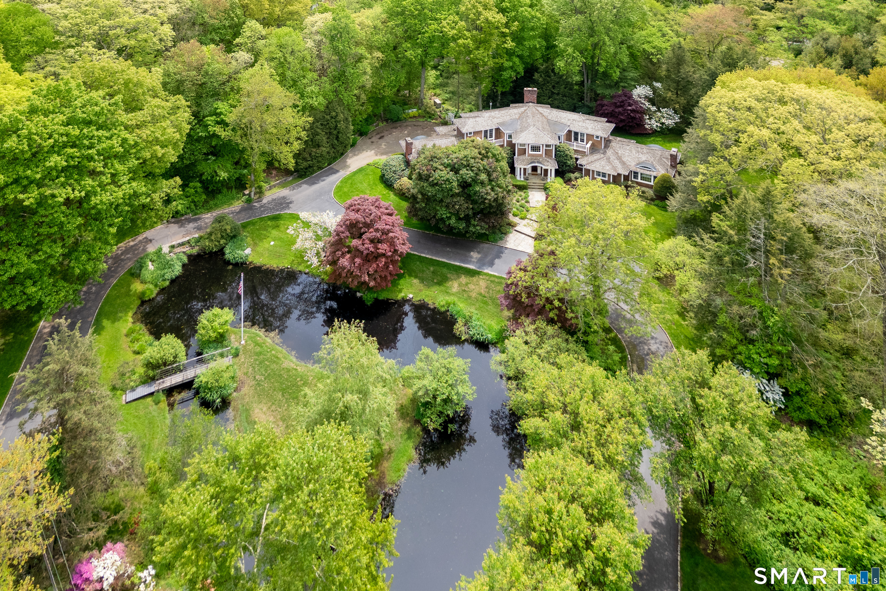 41 Lake Wind Road New Canaan CT 06840