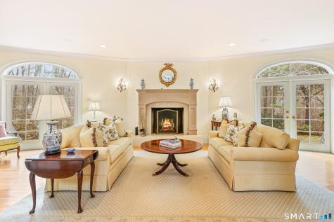 41 Lake Wind Road New Canaan CT 06840