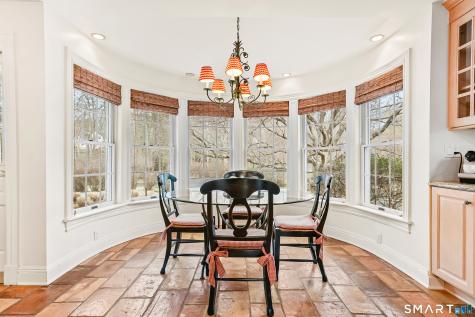 41 Lake Wind Road New Canaan CT 06840