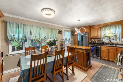 7 Plainfield Drive Waterbury CT 06708