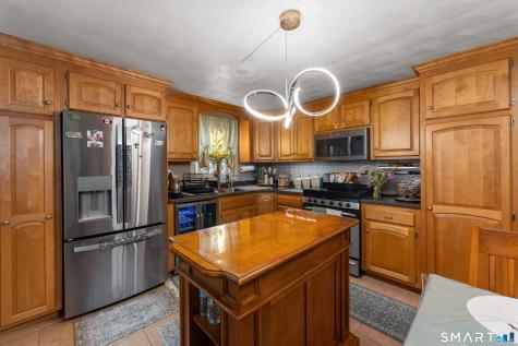 7 Plainfield Drive Waterbury CT 06708