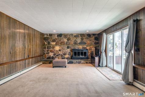9 Delno Drive Danbury CT 06811