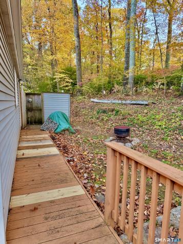 26 Ledge Road Lebanon CT 06249